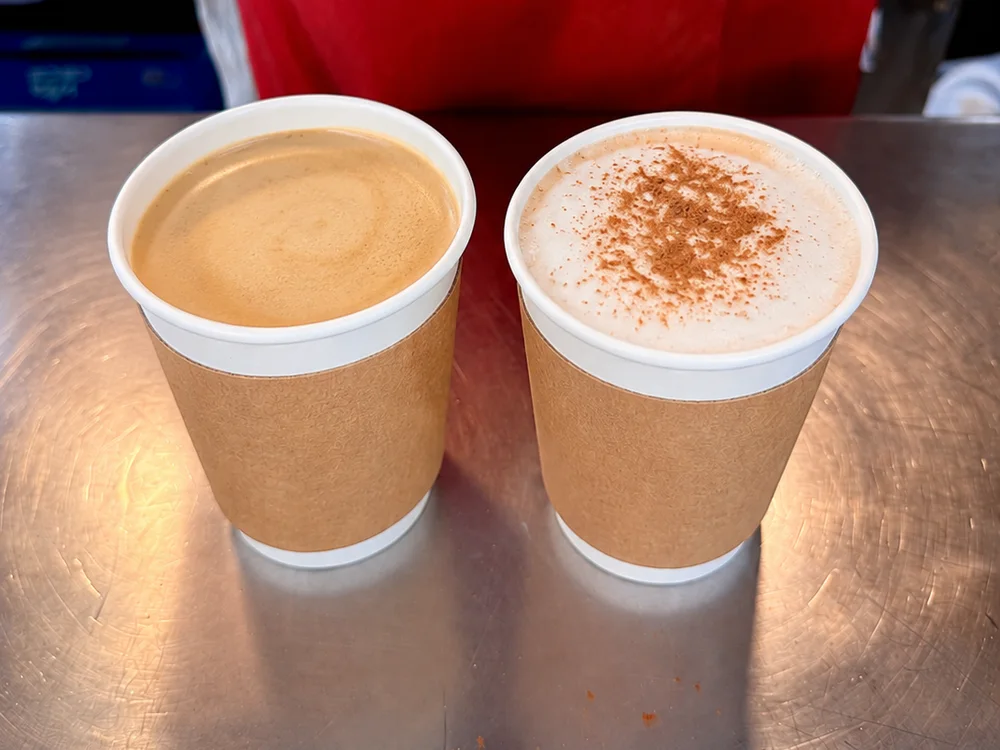 Café con leche and drinks
